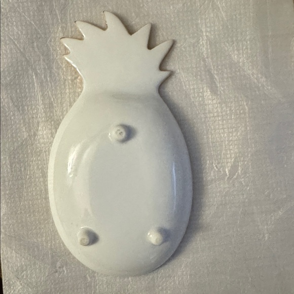 Gold and White Pineapple Jewelry Dish - Picture 3 of 3